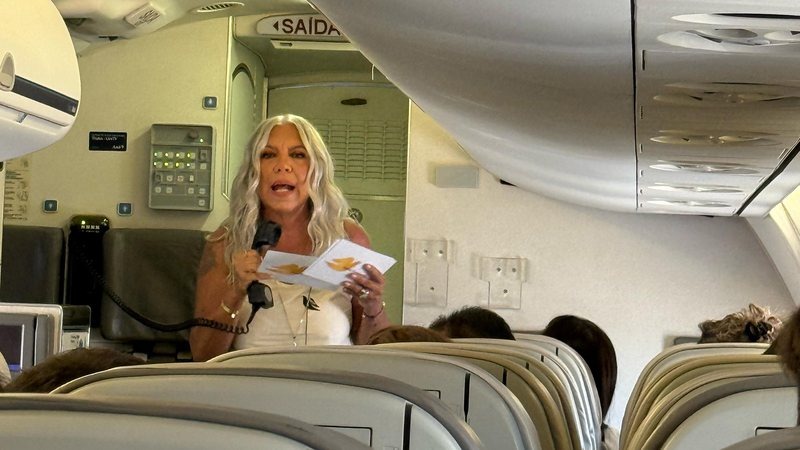 Dove promove voo especial com Astrid Fontenelle para salvar cabelos dos danos do verão