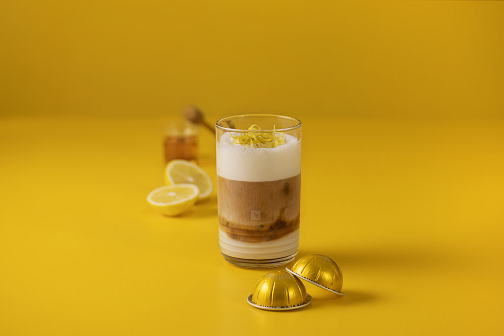 Nespresso apresenta sua linha de cafés enriquecidos com vitaminas em coffee party inédita
