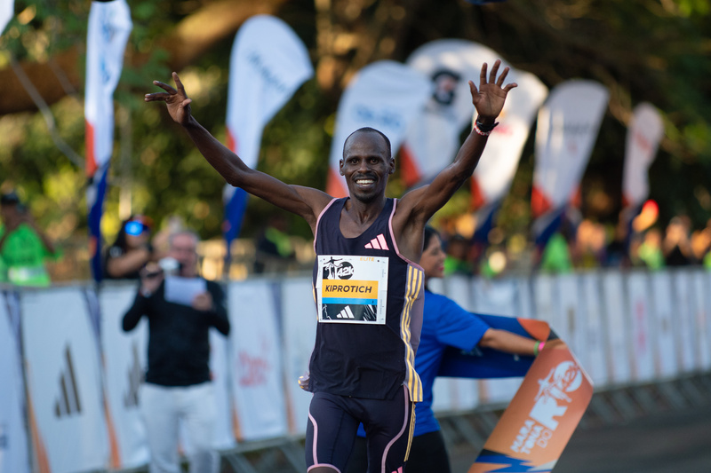 Josphat Kiprotich, campeão da Maratona do Rio 2023 e 2024 — Foto: Guilherme Leporace / Maratona do Rio