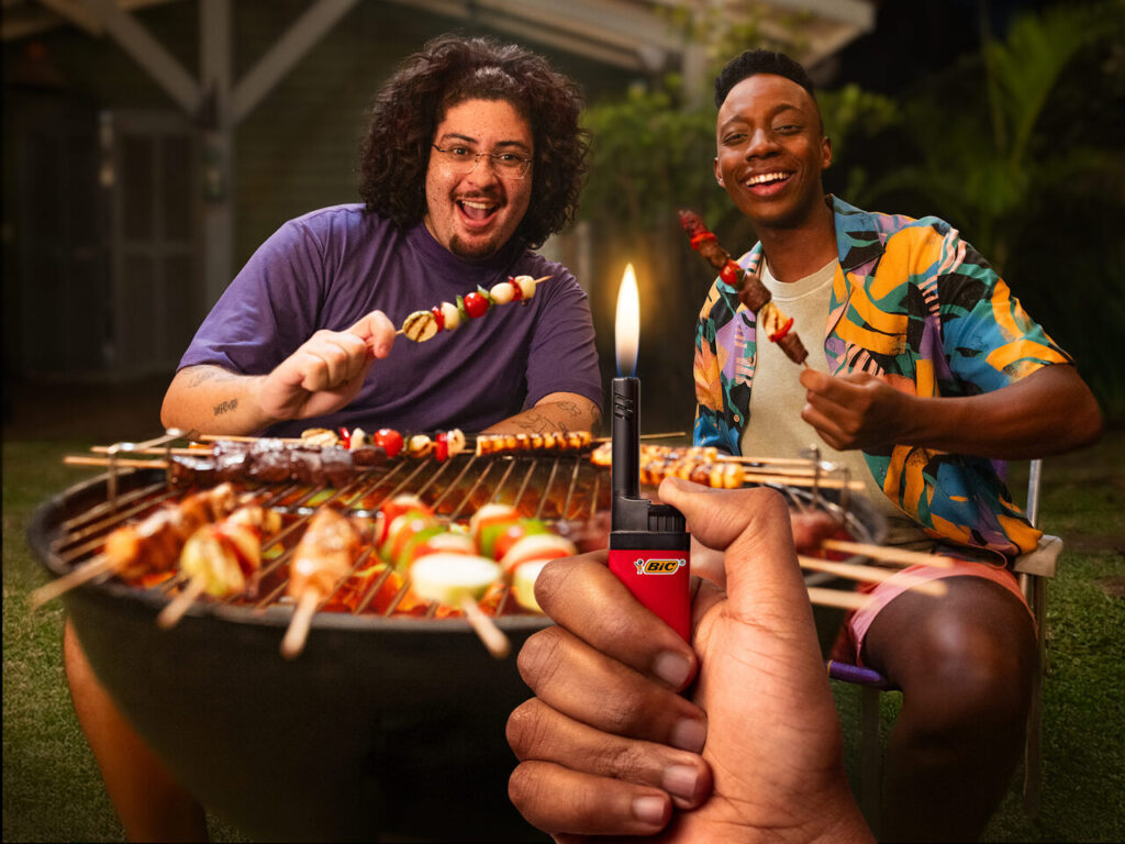 Campanha da BIC transforma o ato de acender uma chama em conexão emocional