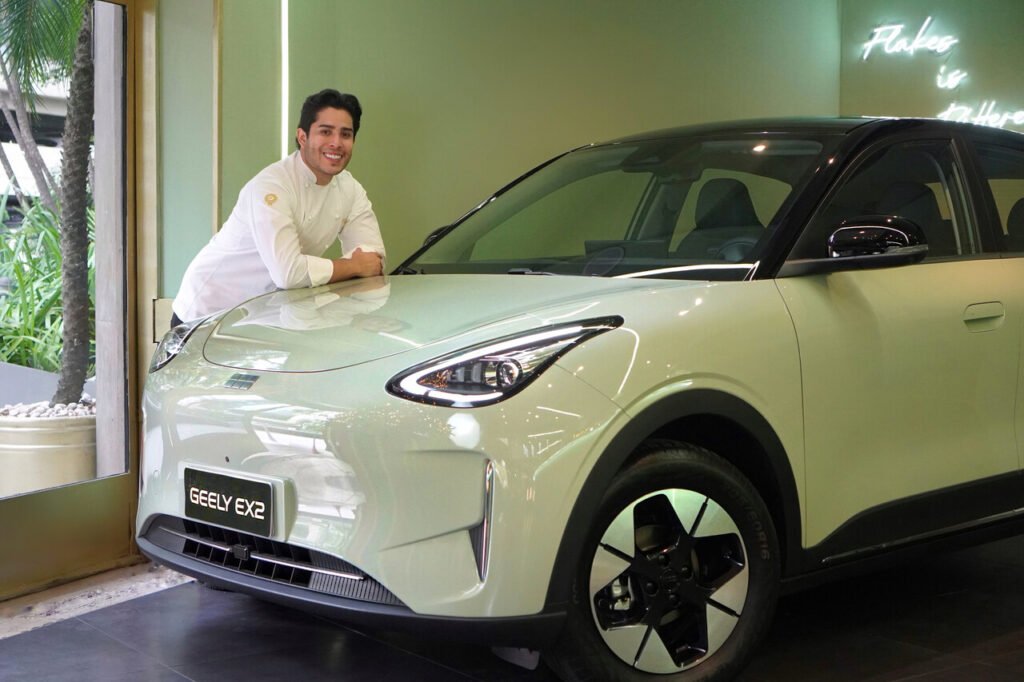 Geely EX2 ganha espaço especial na Flakes em ação com brindes aos visitantes