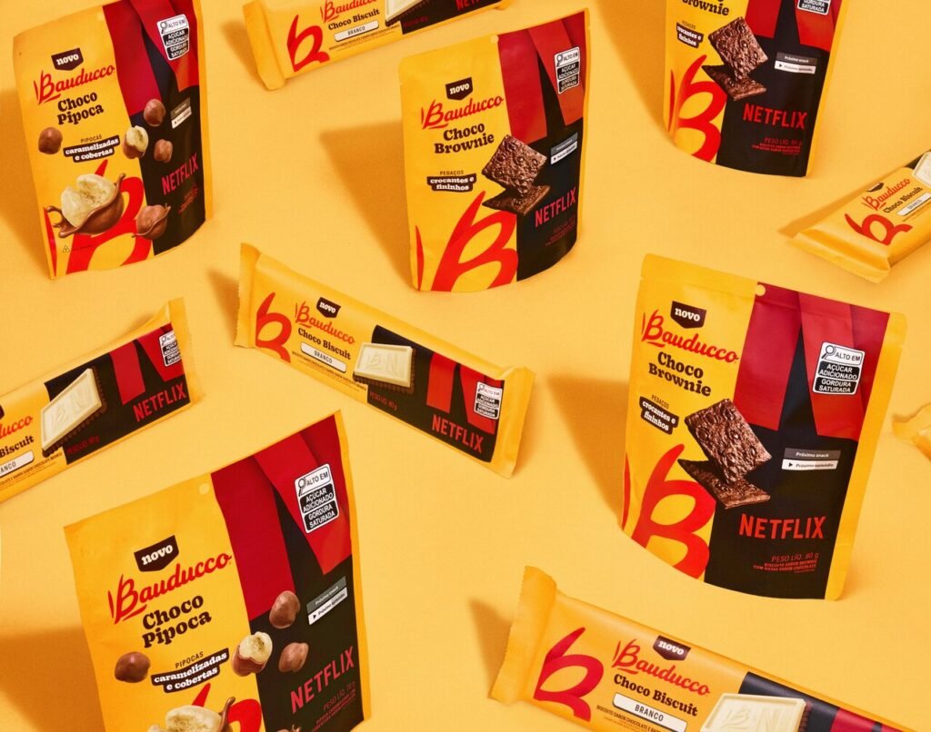Bauducco e Netflix lançam linha de snacks inspirada em maratonar séries