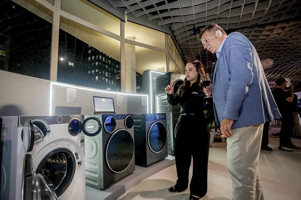 Midea amplia portfólio com 70 novos produtos para 2026 e 2027