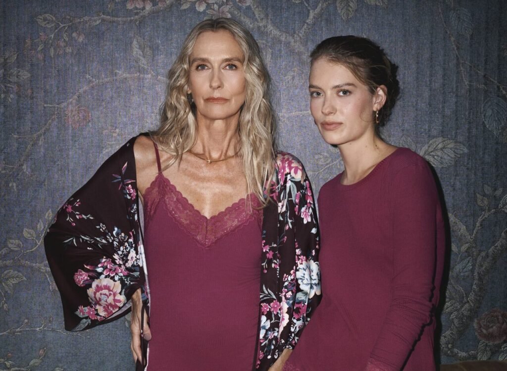 Campanha de Dia das Mães da Loungerie destaca afeto e maternidade real