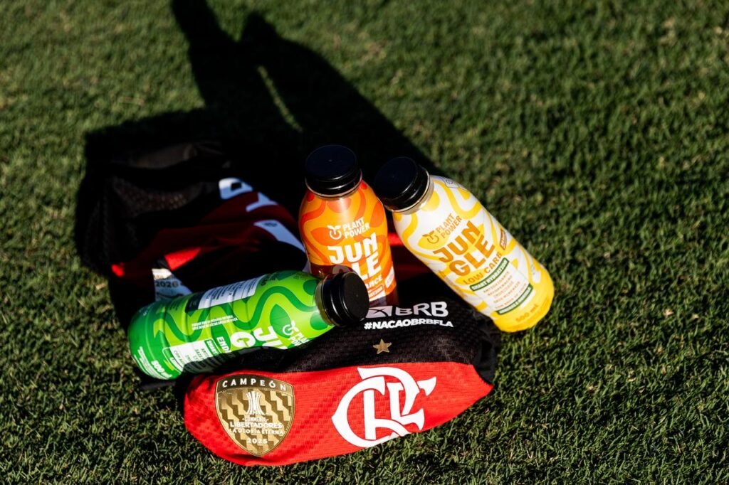 Jungle fecha parceria com Flamengo e se torna marca oficial de hidratação do clube