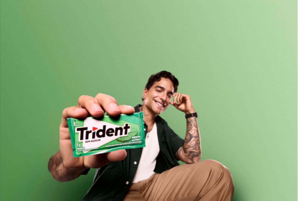 Maluma estrela nova campanha da Trident voltada à Geração Z