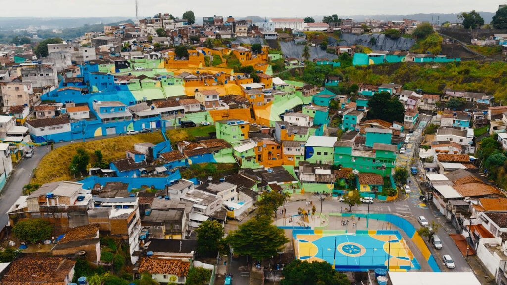 Suvinil revitaliza comunidade no Recife com projeto de arte urbana