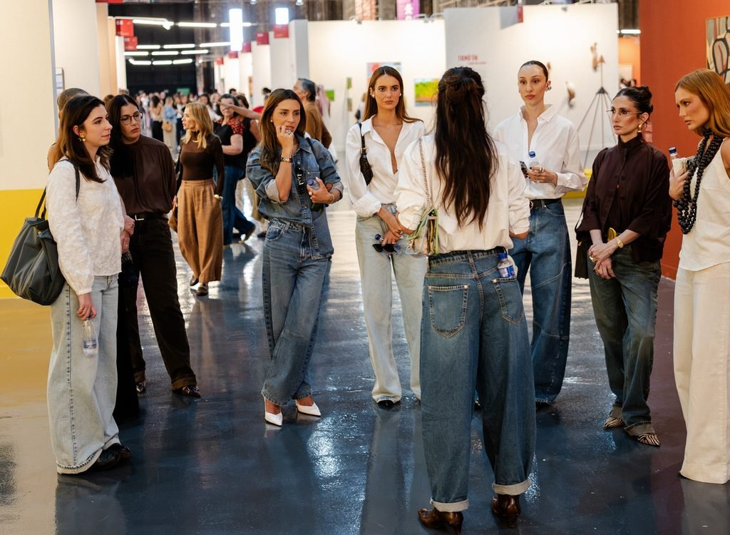 Damyller reúne influenciadoras em programação de moda e arte na SP-Arte Rotas 2026