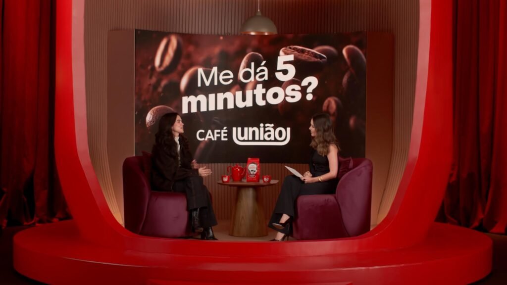 Sandy recebe Manu Gavassi em novo talk show de Café União