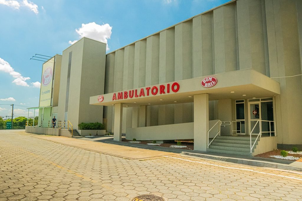 Bombril amplia iniciativas de cuidado e desenvolvimento para colaboradores